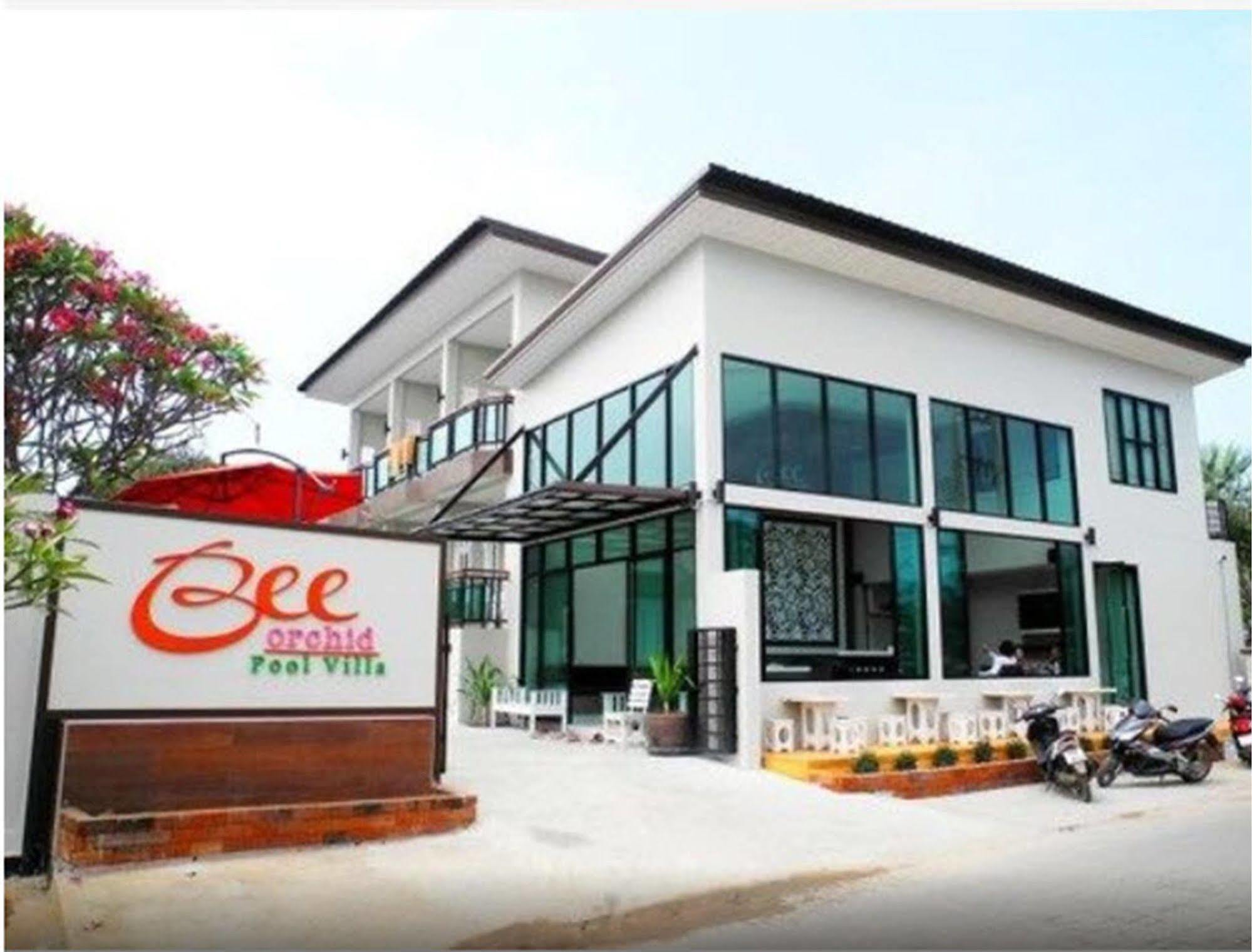 Bee Orchid Pool Villa Pattaya Bagian luar foto