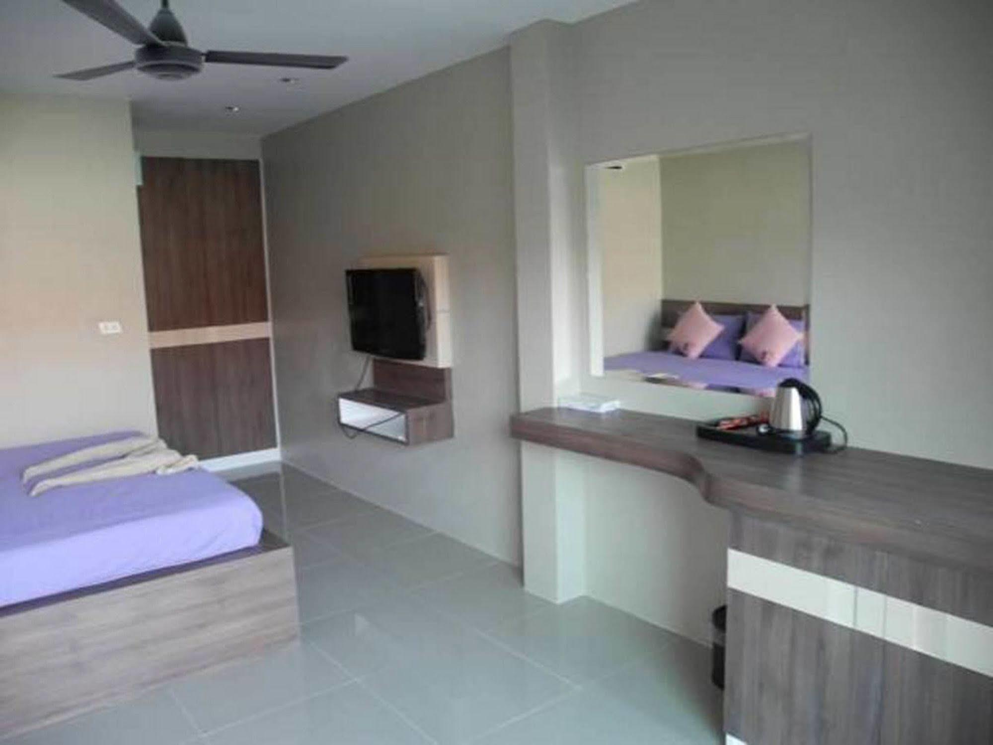 Bee Orchid Pool Villa Pattaya Bagian luar foto