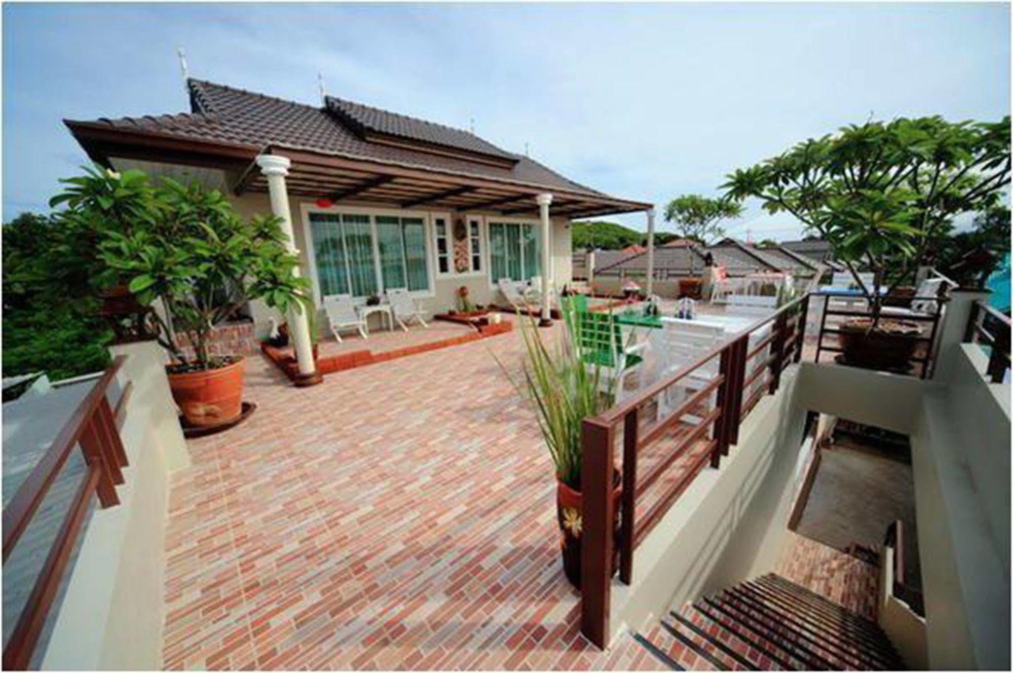 Bee Orchid Pool Villa Pattaya Bagian luar foto